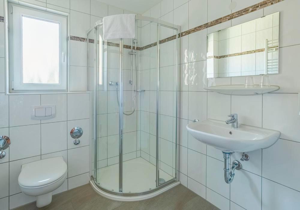 Heilbronner Hotel Am Schoenen Theater Ngoại thất bức ảnh