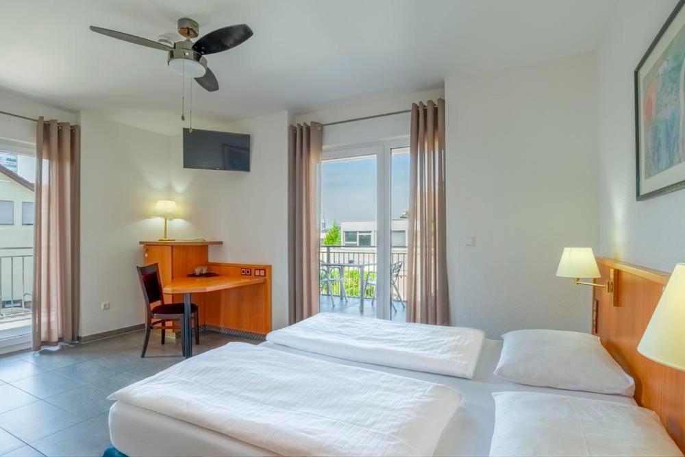Heilbronner Hotel Am Schoenen Theater Ngoại thất bức ảnh