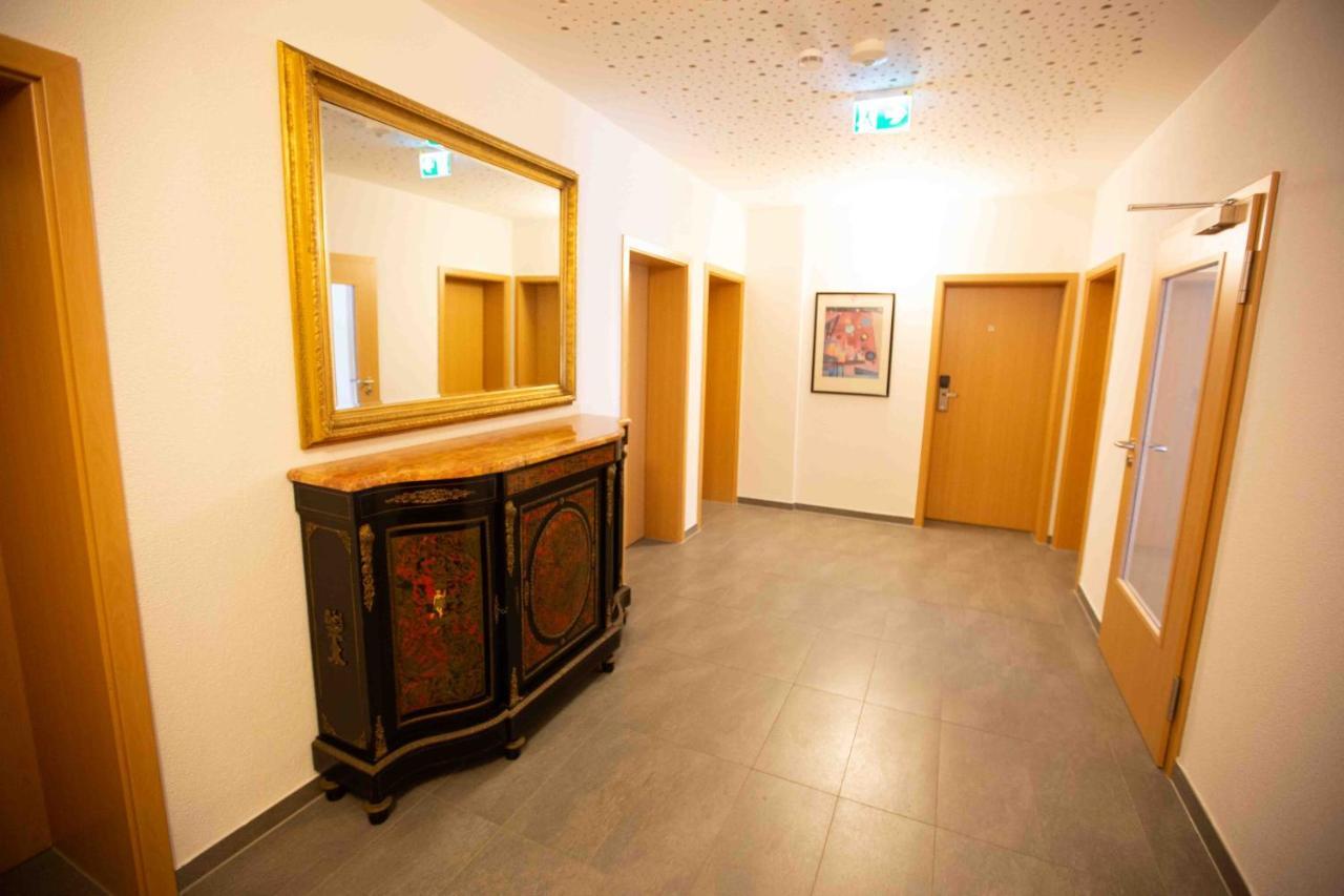 Heilbronner Hotel Am Schoenen Theater Ngoại thất bức ảnh